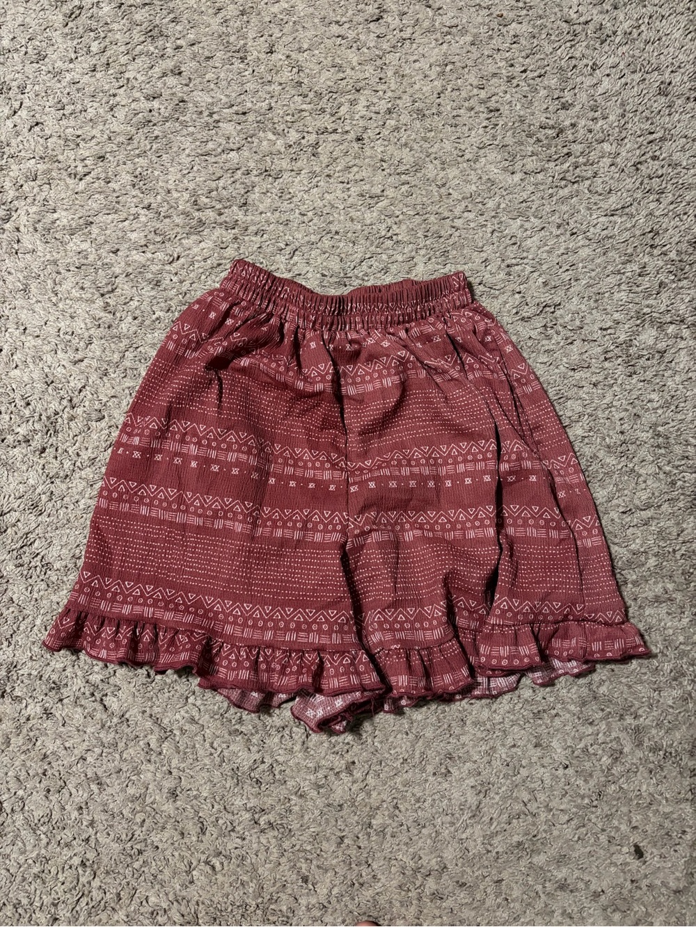 LuLaRoe Mauve Red Patterned Ruffle Hem Women's Shorts